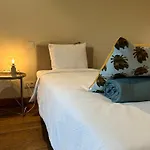 Chateau Du Pont D'oye Bed & Breakfast