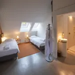 Chateau Du Pont D'oye Bed & Breakfast