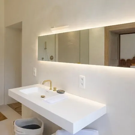 Chateau Du Pont D'oye