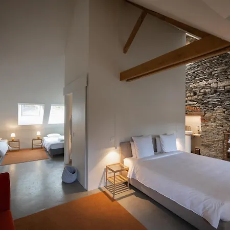 Chateau Du Pont D'oye