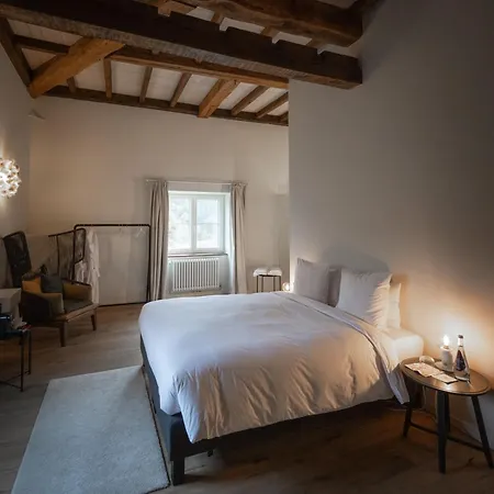 Bed & Breakfast Chateau Du Pont D'oye 3*