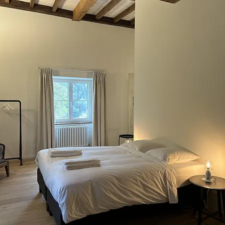 Couette-café Château Du Pont D'oye