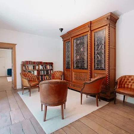 Bed & Breakfast Chateau Du Pont D'oye 3*
