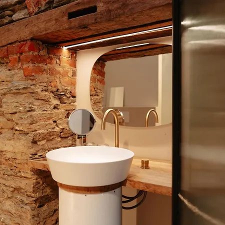Bed & Breakfast Chateau Du Pont D'oye 3*