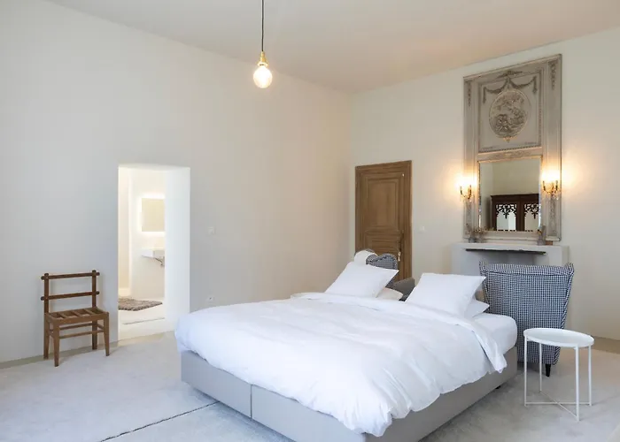 Chateau Du Pont D'oye Bed & Breakfast 3*