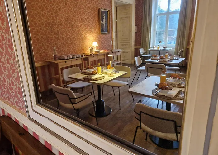 Bed & Breakfast Chateau Du Pont D'oye Habay-la-Neuve