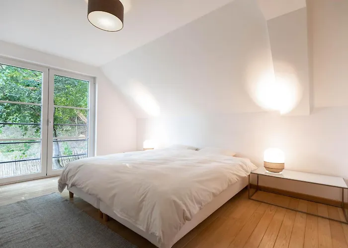 Chateau Du Pont D'oye Bed & Breakfast