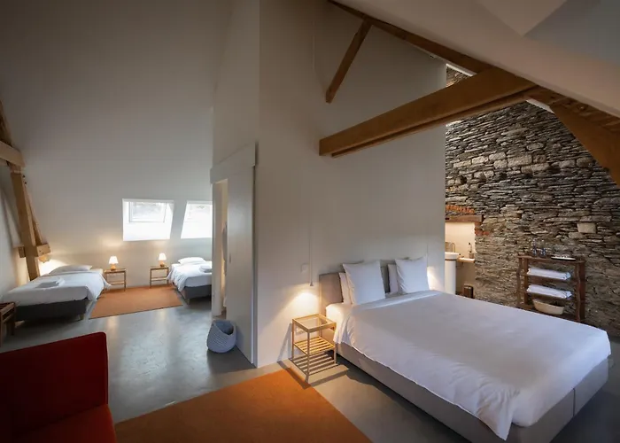 Chateau Du Pont D'oye