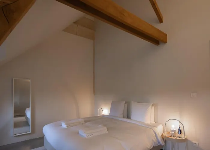 Chateau Du Pont D'oye Bed & Breakfast Habay-la-Neuve