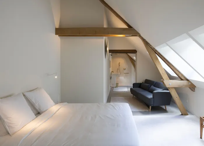 Château Du Pont D'oye Habay-la-Neuve