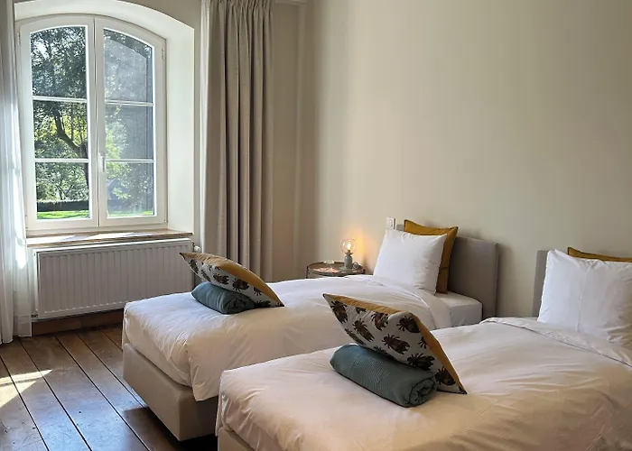 Bed & Breakfast Chateau Du Pont D'oye Habay-la-Neuve